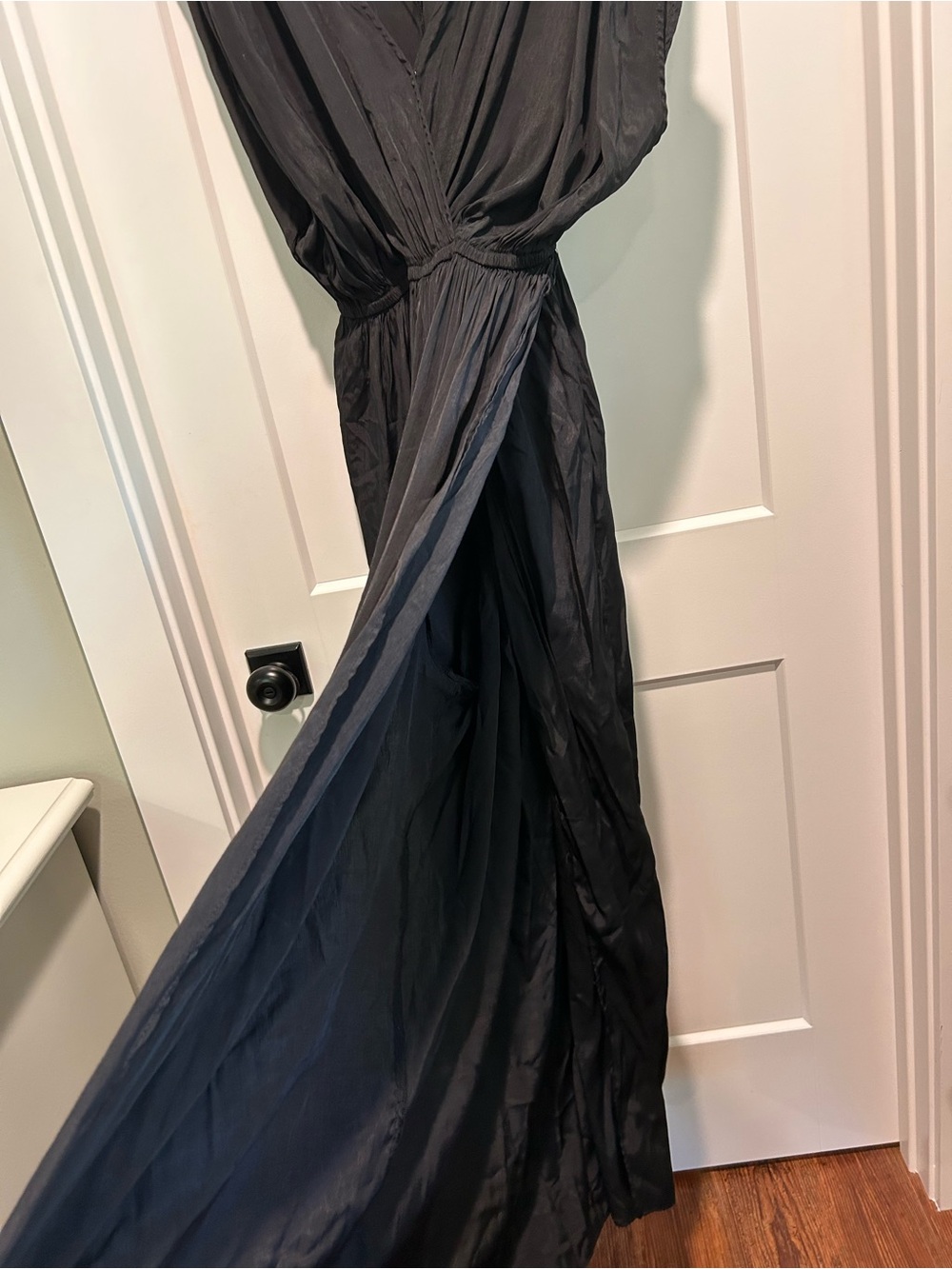 KLd Signature Black Palazzo Jumpsuit Wide Leg High Slit Romper Size Small - Picture 8 of 14